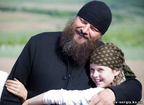 Архимандрит Лонгин (Жар): Батюшка, усыновивший... 253 малыша