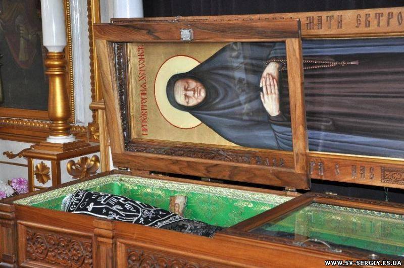 Богослужение в день памяти прп. Евтропии Херсонской